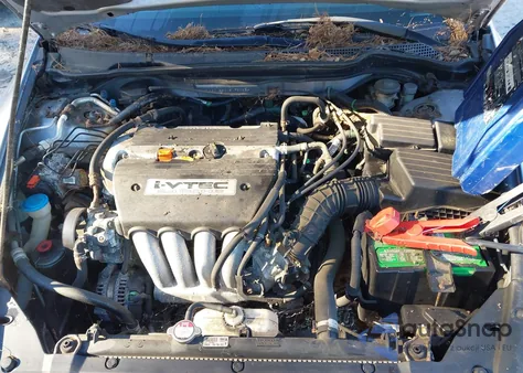 2003 Honda Accord 2.4 Lx from USA, damaged, VIN 1HGCM553X3A132569